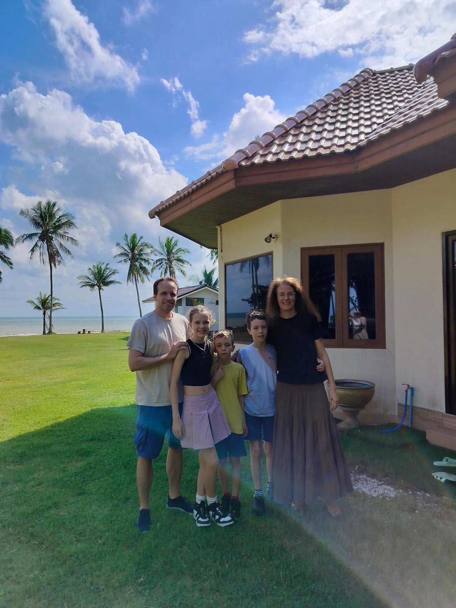 Baan Be Beach Langszuan Kültér fotó